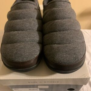 The SUN + STONE Men's Derek Quilted Slipper